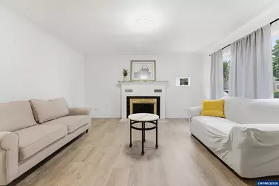 1555 Pearl St NE, Salem, OR 97301 - Photo 8