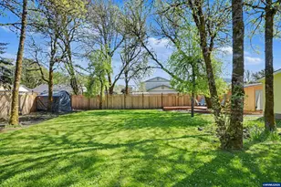 631 N 12th St, Philomath, OR 97370 - Photo 32