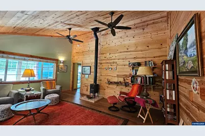 54841 McKenzie River Dr, Blue River, OR 97413 - Photo 14