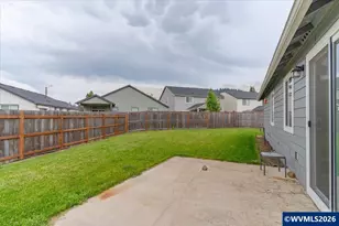 2271 Cheadle Lk Ct, Lebanon, OR 97355 - Photo 28