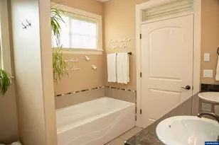 2921 Butterfly Ave NW, Salem, OR 97304 - Photo 16