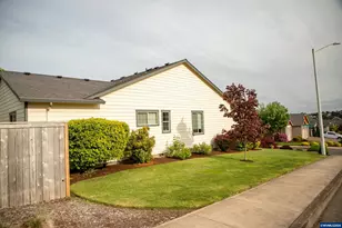 2921 Butterfly Ave NW, Salem, OR 97304 - Photo 20