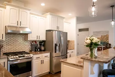 2921 Butterfly Av NW, Salem, OR 97304 - Photo 6