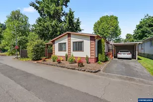 1307 S Water St, Silverton, OR 97381 - Photo 2