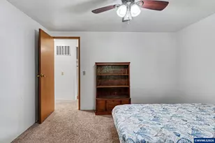 1307 S Water St, Silverton, OR 97381 - Photo 20