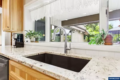 3094 Perkins St NE, Salem, OR 97303 - Photo 12
