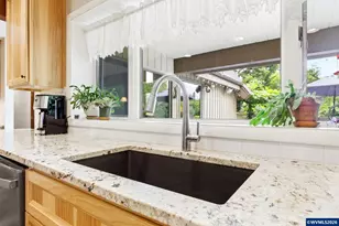 3094 Perkins St NE, Salem, OR 97303 - Photo 12