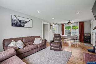 980 E College St, Mount Angel, OR 97362 - Photo 2