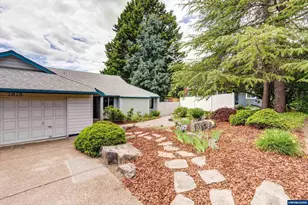 2828 NW Angelica Dr, Corvallis, OR 97330 - Photo 2
