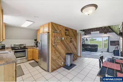 34232 Parkwoods Dr NE, Albany, OR 97322 - Photo 14