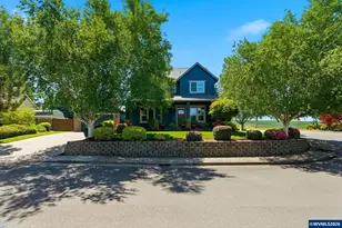 844 NW Fred St, Sublimity, OR 97385 - Photo 2