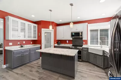 844 NW Fred St, Sublimity, OR 97385 - Photo 12