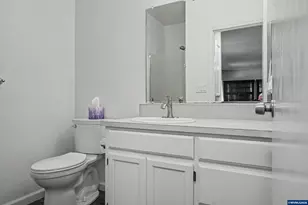 920 NW Carpathian Dr, Corvallis, OR 97330 - Photo 34