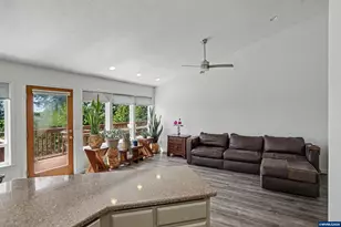 920 NW Carpathian Dr, Corvallis, OR 97330 - Photo 20