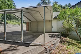 920 NW Carpathian Dr, Corvallis, OR 97330 - Photo 44