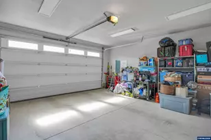 1448 SW 11th St, Dallas, OR 97338 - Photo 34