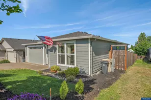1448 SW 11th St, Dallas, OR 97338 - Photo 2