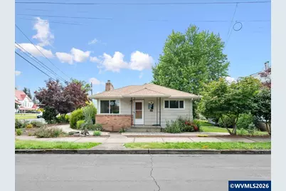 303 Mill St, Silverton, OR 97381 - Photo 2