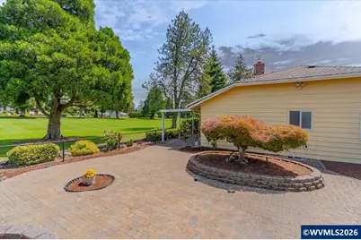 3218 Oakcrest Dr NW, Salem, OR 97304 - Photo 36