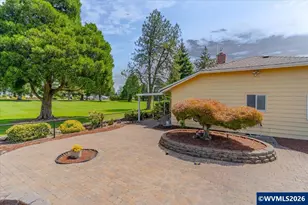 3218 Oakcrest Dr NW, Salem, OR 97304 - Photo 36