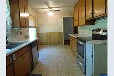4425 Macleay Rd SE, Salem, OR 97317 - Photo 16