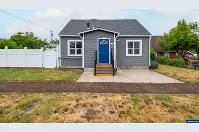 1115 12th Av SW, Albany, OR 97321 - Photo 2