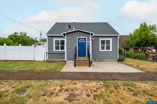 1115 12th Av SW, Albany, OR 97321 - Photo 2