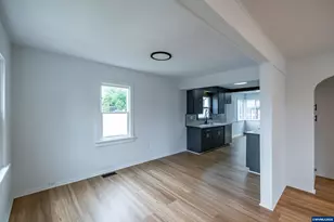 1115 12th Av SW, Albany, OR 97321 - Photo 8