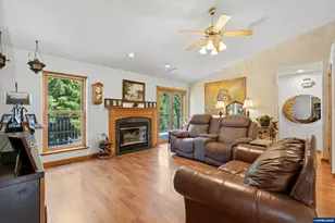 9350 SE 3 Trees Ln, Amity, OR 97101 - Photo 6