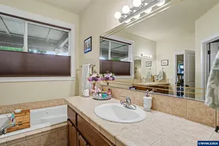 4464 Aztec Lp NE, Albany, OR 97321 - Photo 24