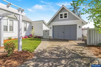 336 E Blakely Av, Brownsville, OR 97327 - Photo 8