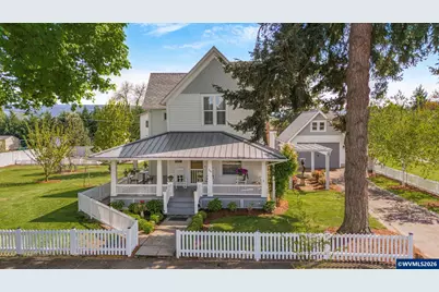 336 E Blakely Av, Brownsville, OR 97327 - Photo 1