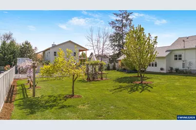 336 E Blakely Av, Brownsville, OR 97327 - Photo 44