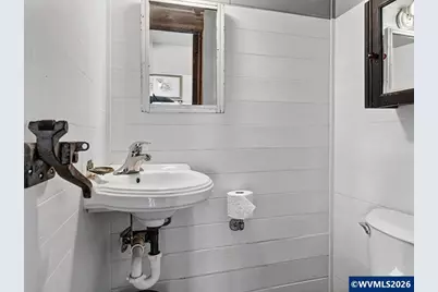 336 E Blakely Av, Brownsville, OR 97327 - Photo 32