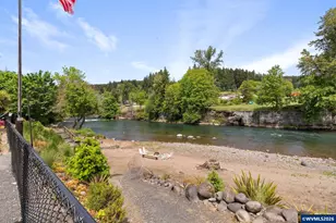 210 SE Whitten Rd, Mill City, OR 97360 - Photo 8