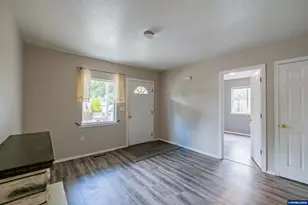 1374 Ruge St NW, Salem, OR 97304 - Photo 6