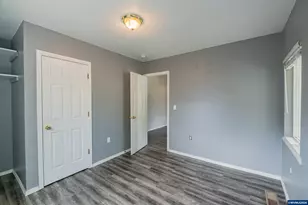 1374 Ruge St NW, Salem, OR 97304 - Photo 14