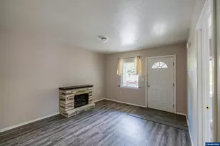1374 Ruge St NW, Salem, OR 97304 - Photo 4