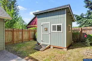 916 Travis Dr NE, Silverton, OR 97381 - Photo 38