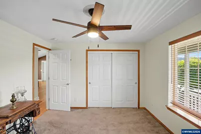 916 Travis Dr NE, Silverton, OR 97381 - Photo 22