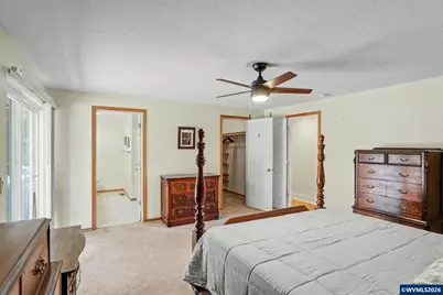 916 Travis Dr NE, Silverton, OR 97381 - Photo 28