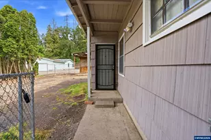 1495 E Santiam St, Stayton, OR 97383 - Photo 18