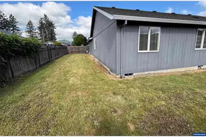 3120 Rooster Ln, Lebanon, OR 97355 - Photo 32