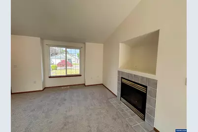 3120 Rooster Ln, Lebanon, OR 97355 - Photo 6