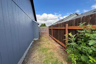 3120 Rooster Ln, Lebanon, OR 97355 - Photo 38