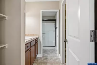 1075 Sage St, Silverton, OR 97381 - Photo 20