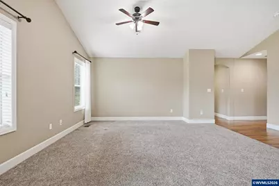 1075 Sage St, Silverton, OR 97381 - Photo 34