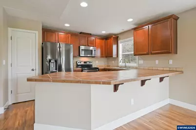 1075 Sage St, Silverton, OR 97381 - Photo 28