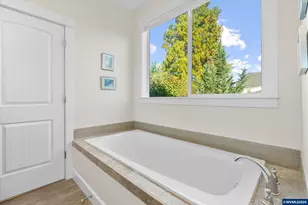 365 Sunset Lane N, Monmouth, OR 97361 - Photo 22