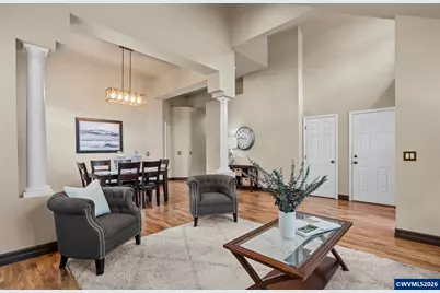 514 Creekside Dr SE, Salem, OR 97306 - Photo 10